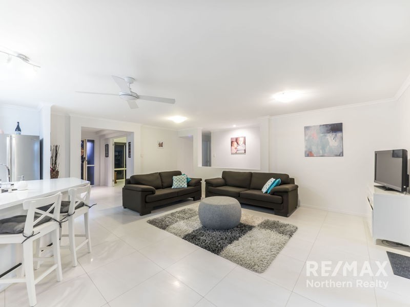 33 Pine Valley Drive, Joyner QLD 4500