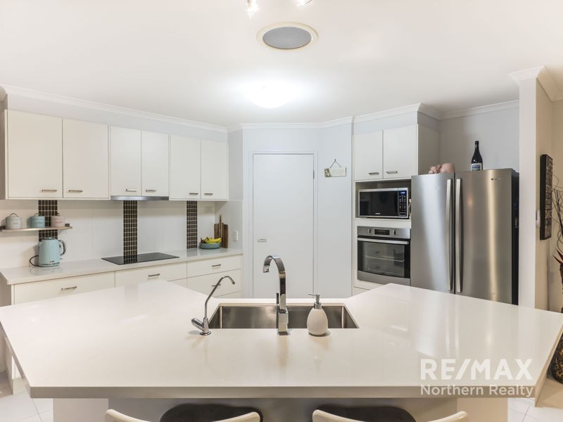 33 Pine Valley Drive, Joyner QLD 4500