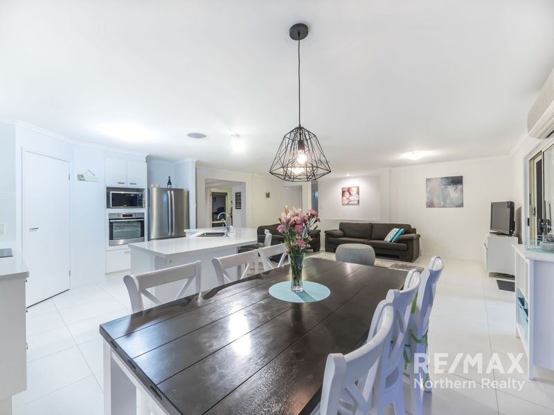 33 Pine Valley Drive, Joyner QLD 4500