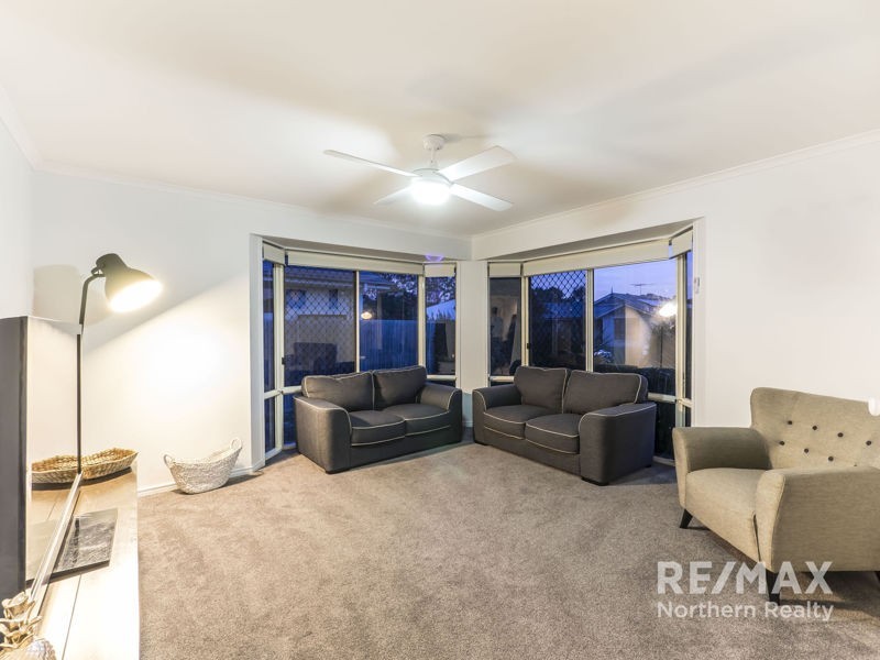 33 Pine Valley Drive, Joyner QLD 4500