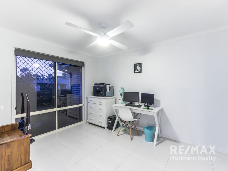 33 Pine Valley Drive, Joyner QLD 4500