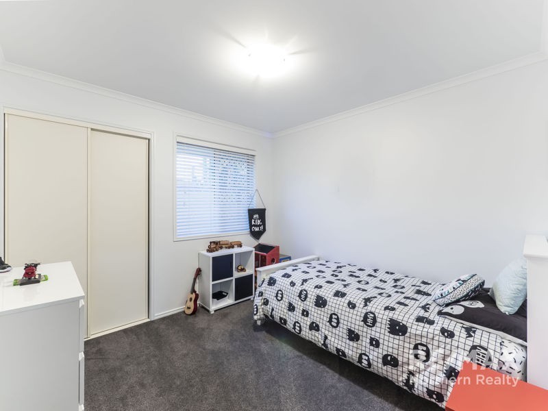 33 Pine Valley Drive, Joyner QLD 4500