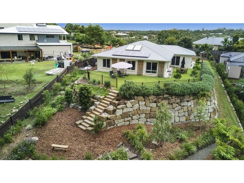 3 Tipuana Place, Cashmere QLD 4500