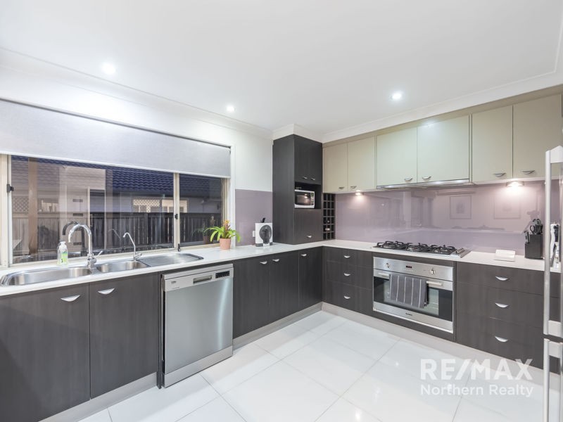 2 St Annes Court, Albany Creek QLD 4035