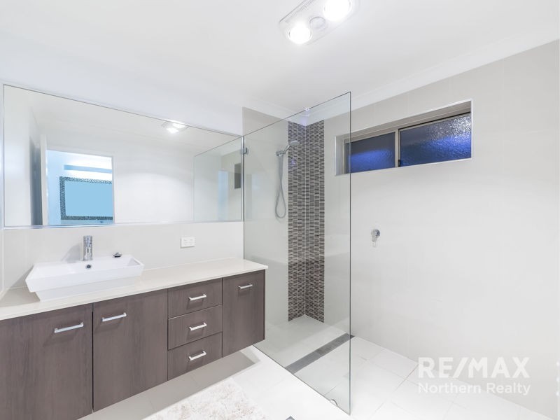 2 St Annes Court, Albany Creek QLD 4035