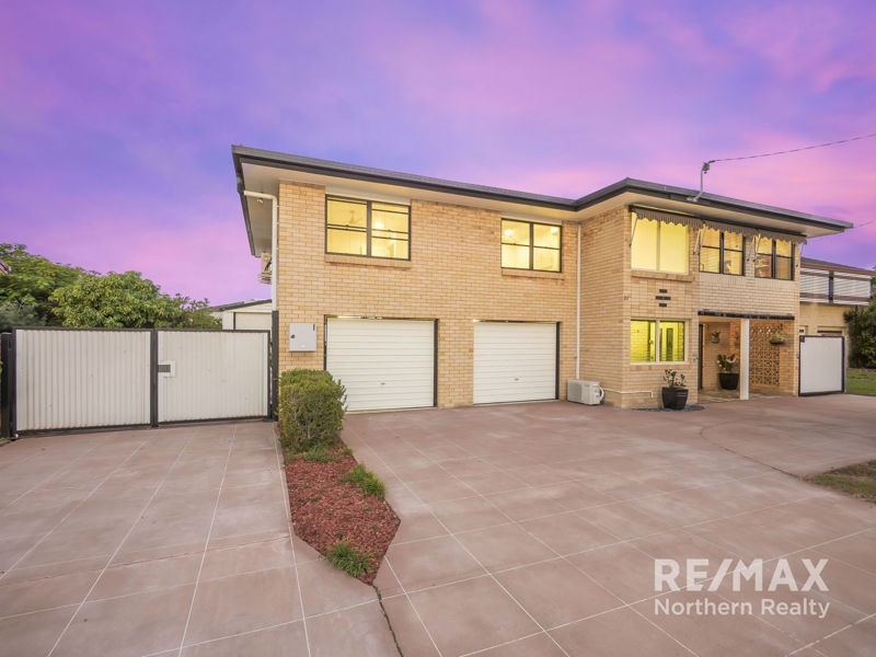 24 Leitchs Rd South, Albany Creek QLD 4035