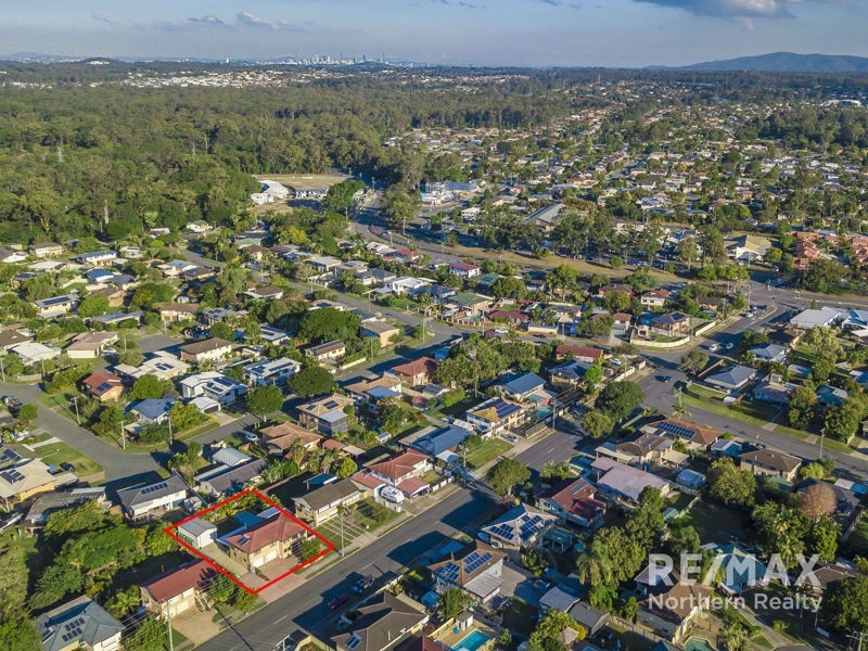 24 Leitchs Rd South, Albany Creek QLD 4035