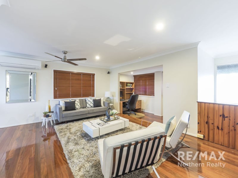 24 Leitchs Rd South, Albany Creek QLD 4035