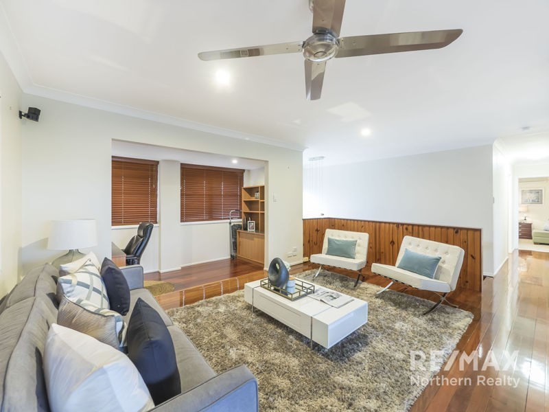 24 Leitchs Rd South, Albany Creek QLD 4035