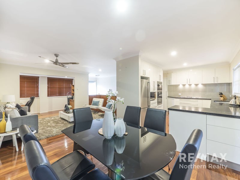 24 Leitchs Rd South, Albany Creek QLD 4035