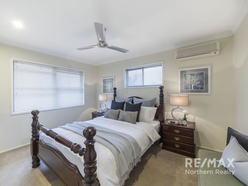 24 Leitchs Rd South, Albany Creek QLD 4035