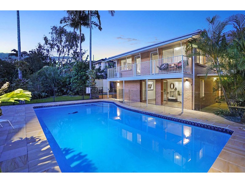 14 Eromba Crescent, Ferny Hills QLD 4055