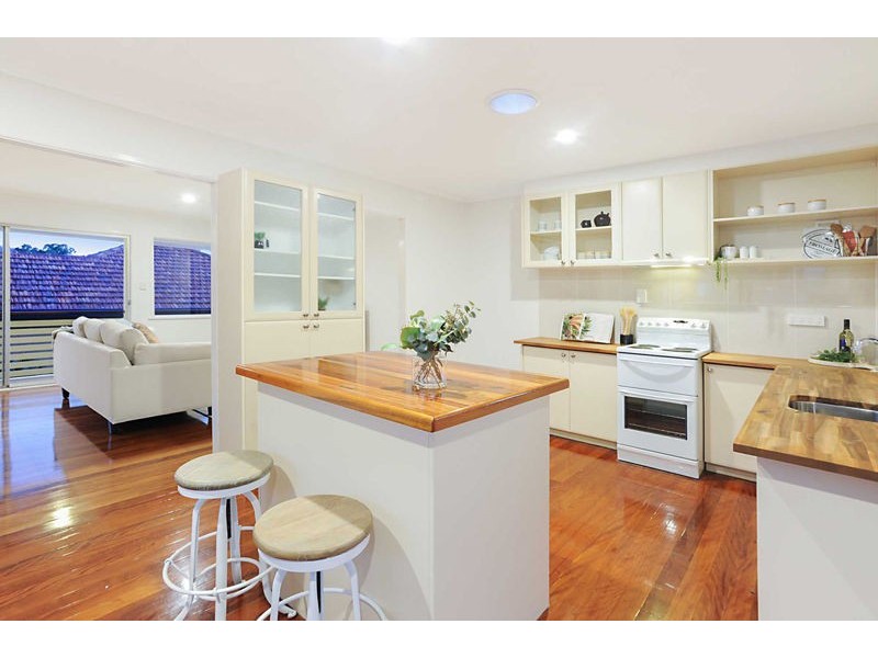 14 Eromba Crescent, Ferny Hills QLD 4055