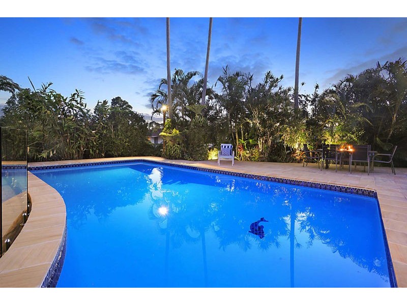 14 Eromba Crescent, Ferny Hills QLD 4055