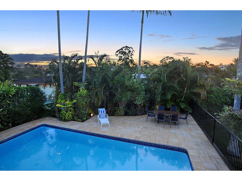 14 Eromba Crescent, Ferny Hills QLD 4055