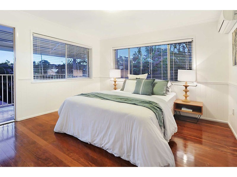 14 Eromba Crescent, Ferny Hills QLD 4055