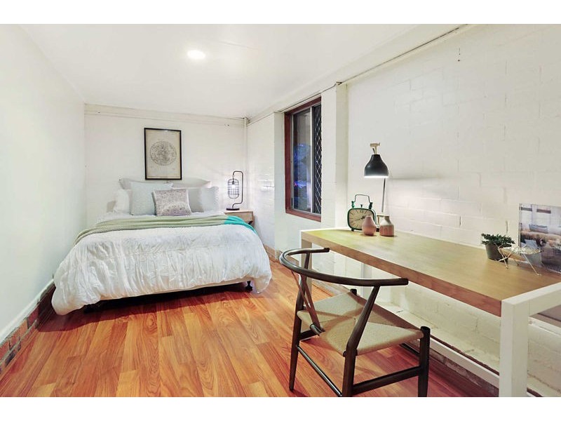 14 Eromba Crescent, Ferny Hills QLD 4055