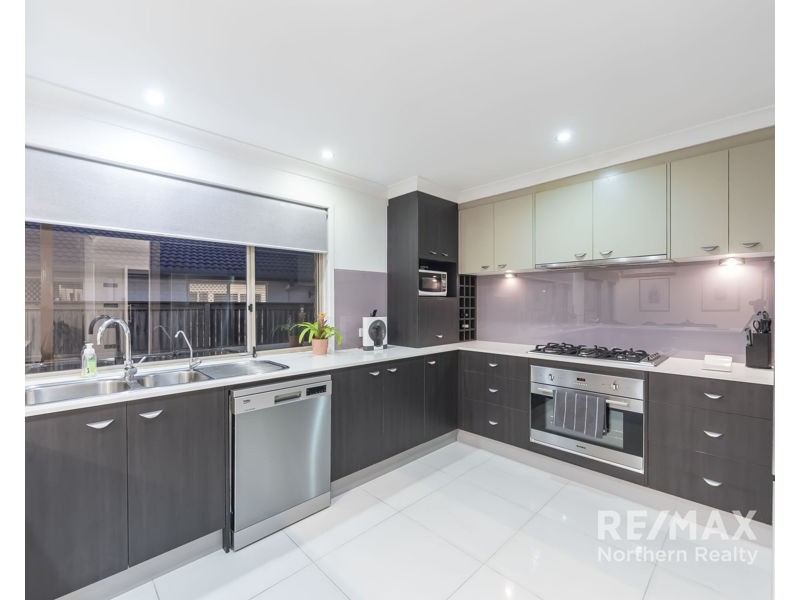 2 St Annes Court, Albany Creek QLD 4035