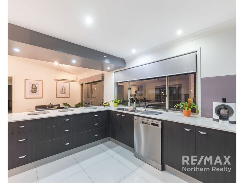 2 St Annes Court, Albany Creek QLD 4035