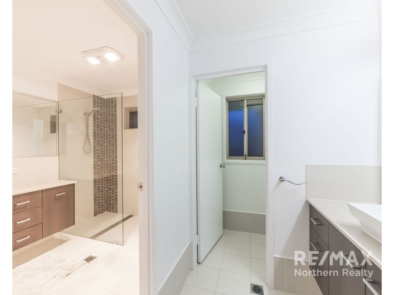 2 St Annes Court, Albany Creek QLD 4035