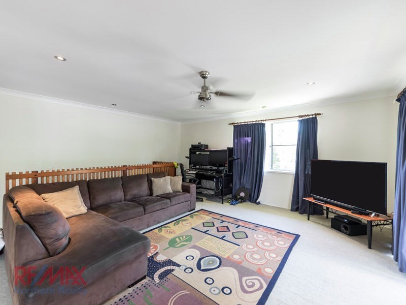 10 Nyora Street, Everton Hills QLD 4053