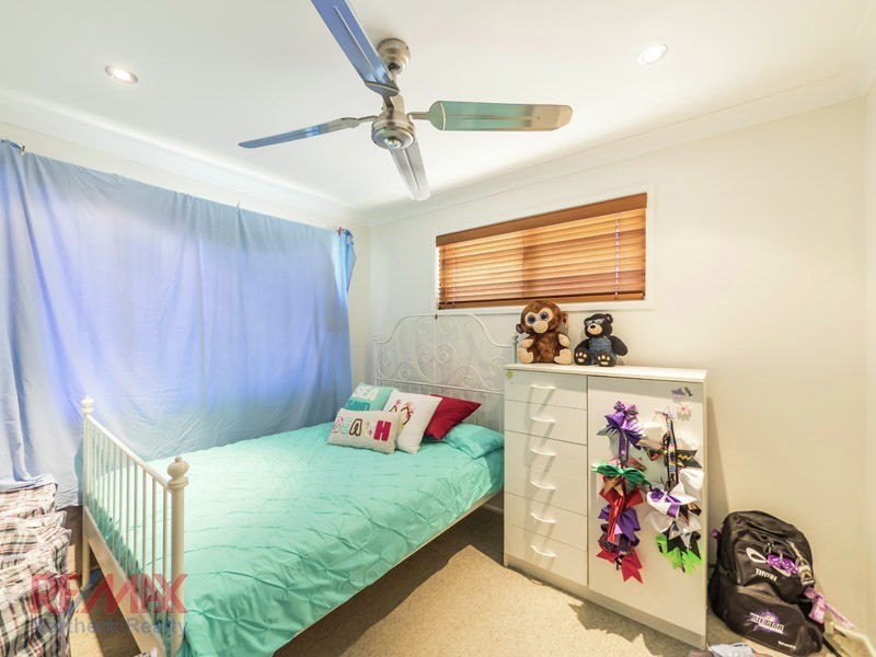 10 Nyora Street, Everton Hills QLD 4053