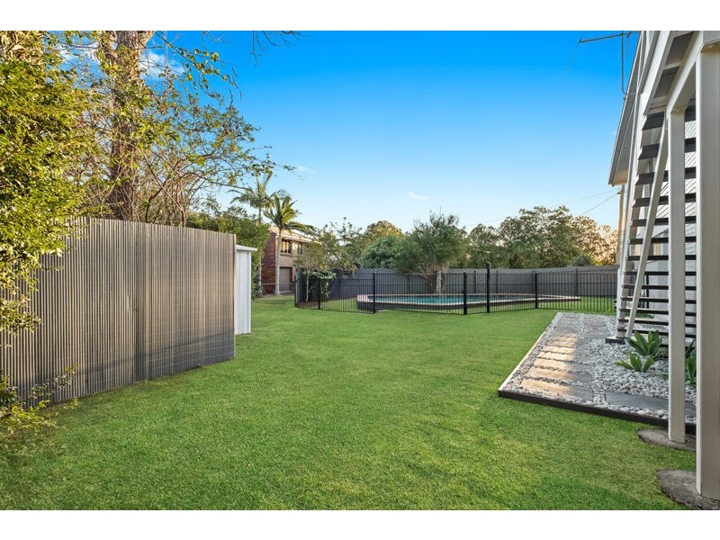 14 Hereford Street, Corinda QLD 4075