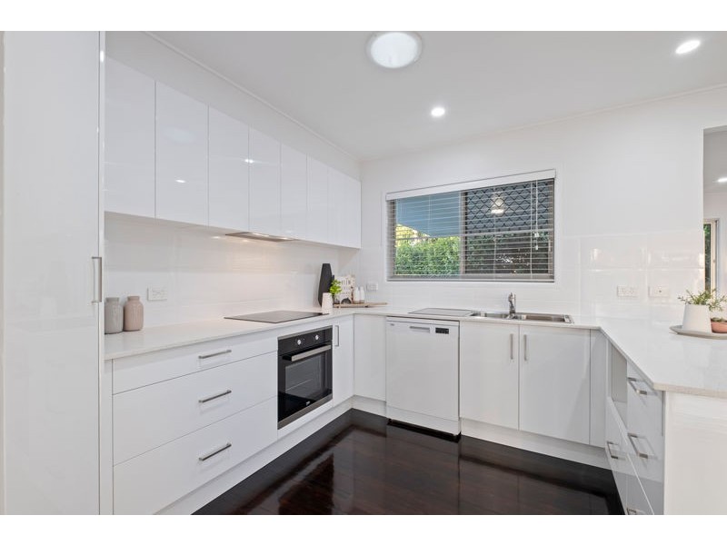 14 Hereford Street, Corinda QLD 4075