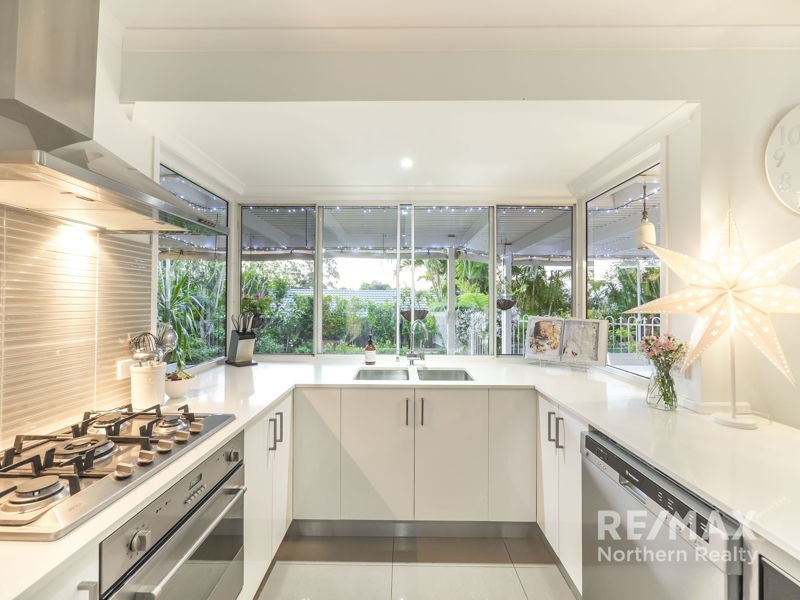 22 Yellowjack Crescent, Albany Creek QLD 4035