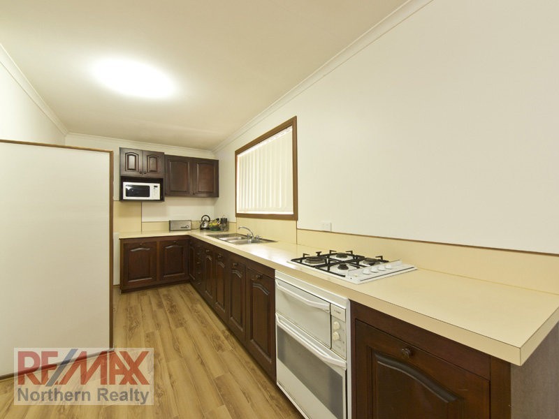 32 Parton Street, Stafford Heights QLD 4053