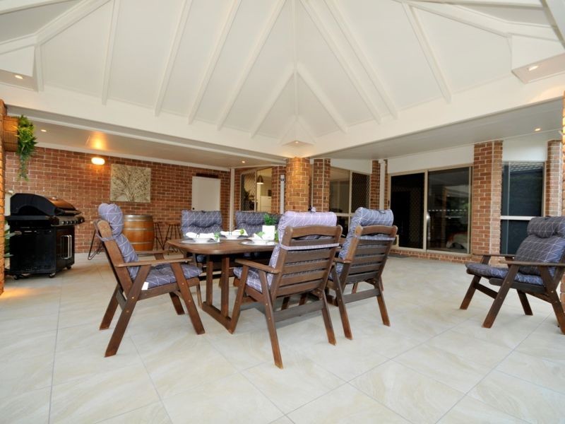 40 Boondooma Circuit, Albany Creek QLD 4035