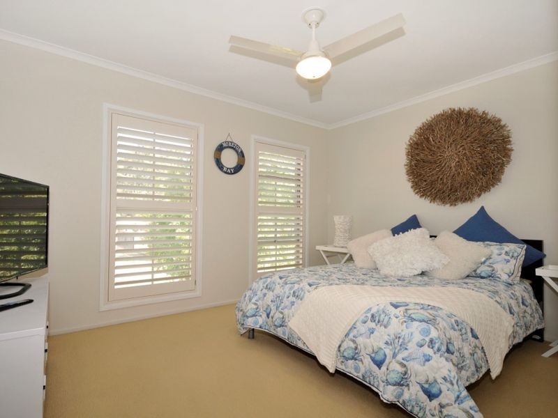 40 Boondooma Circuit, Albany Creek QLD 4035