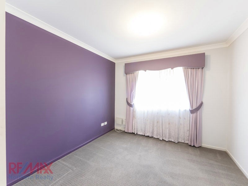 77 Cambridge Crescent, Fitzgibbon QLD 4018