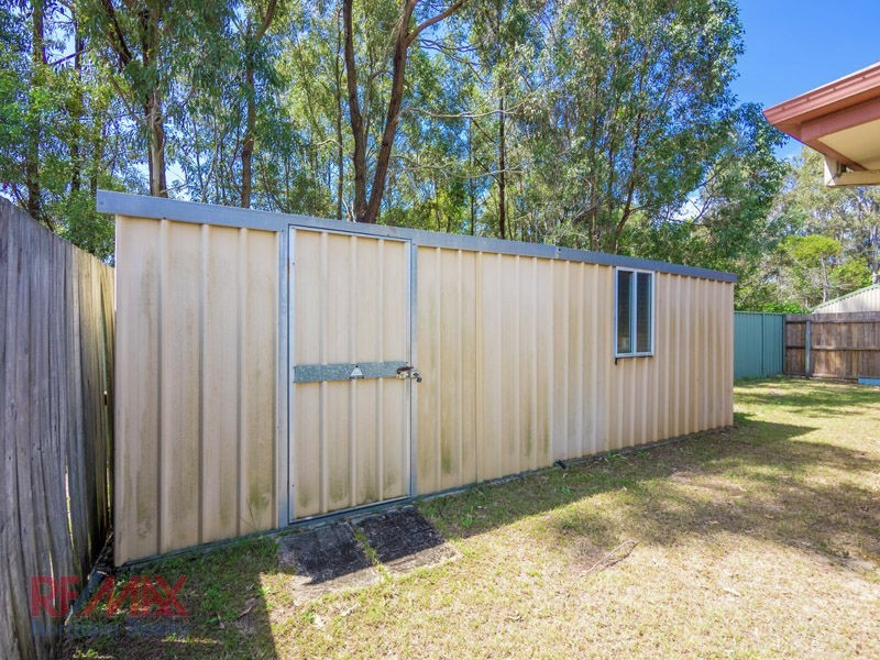 77 Cambridge Crescent, Fitzgibbon QLD 4018