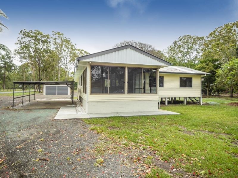 17 Youngs Crossing Road, Joyner QLD 4500