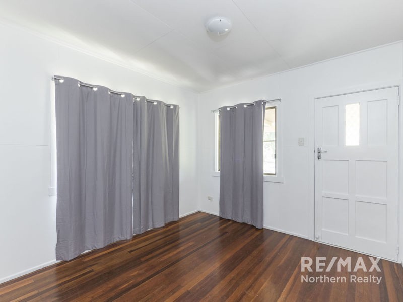 17 Youngs Crossing Road, Joyner QLD 4500