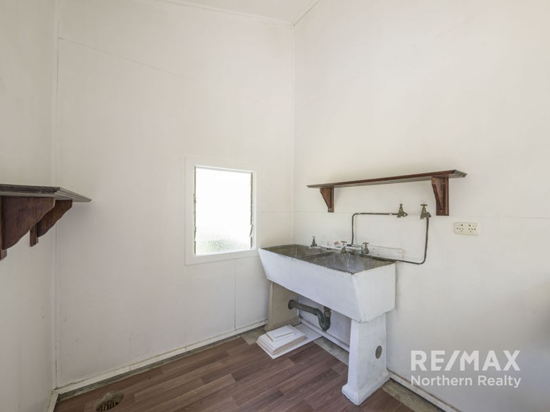 17 Youngs Crossing Road, Joyner QLD 4500