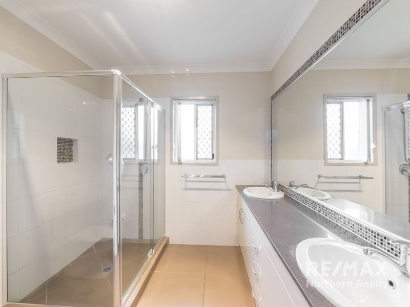 5 Charlie Close, Warner QLD 4500