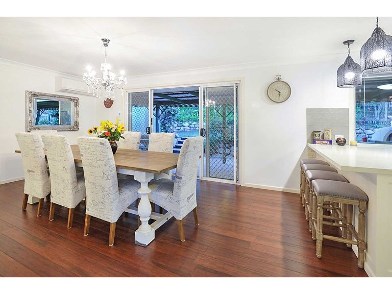 46 Hillenvale Avenue, Arana Hills QLD 4054