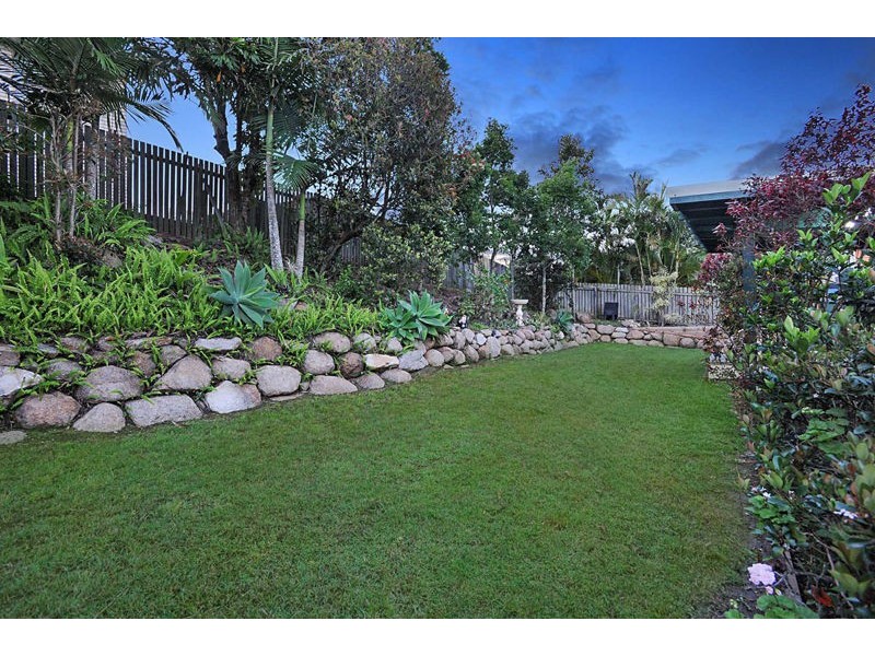 46 Hillenvale Avenue, Arana Hills QLD 4054