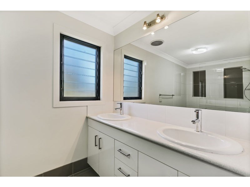 41a BELLA ST, Cashmere QLD 4500