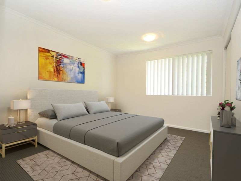 1/82 Oxley Ave, Woody Point QLD 4019