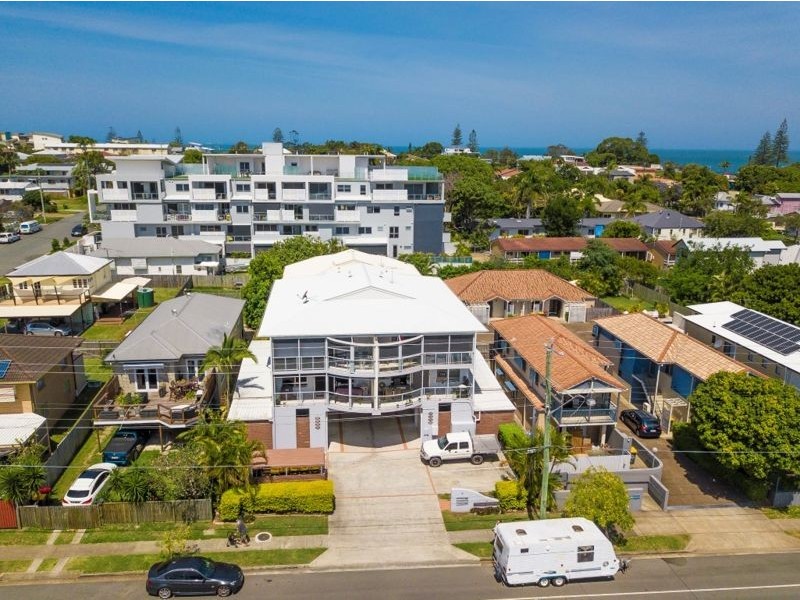 1/82 Oxley Ave, Woody Point QLD 4019