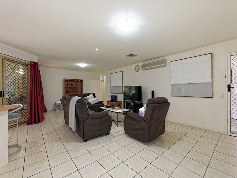 142 Saraband Drive, Eatons Hill QLD 4037