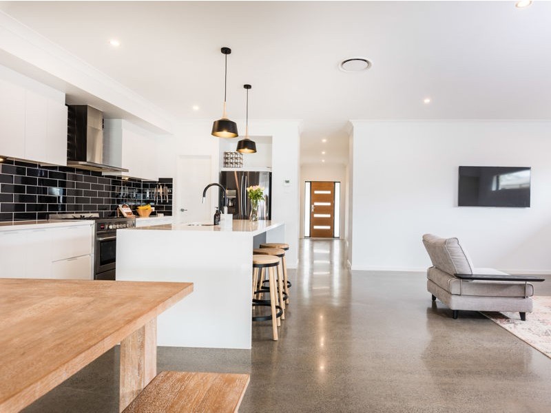 26 Riverside Cct, Joyner QLD 4500