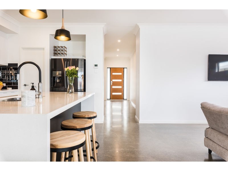 26 Riverside Cct, Joyner QLD 4500