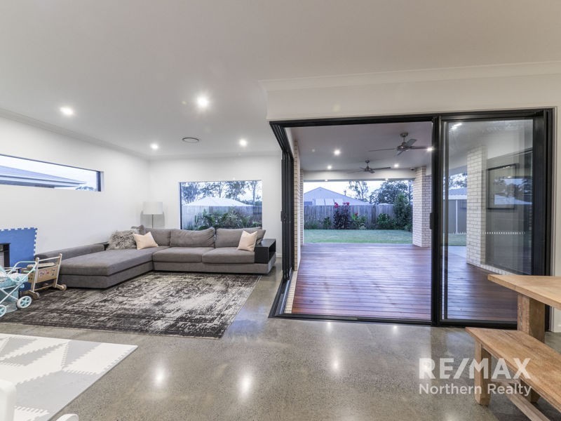 26 Riverside Cct, Joyner QLD 4500