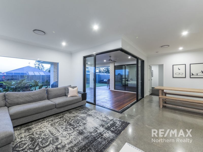 26 Riverside Cct, Joyner QLD 4500