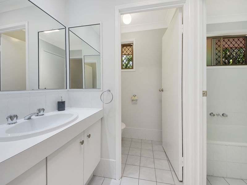 38 Chowchilla Street, Albany Creek QLD 4035