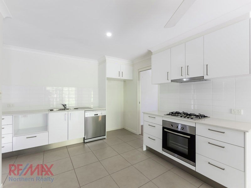 2/19 Creekside Court, Everton Hills QLD 4053